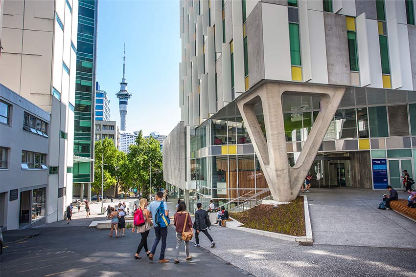 AUT City Campus in summer