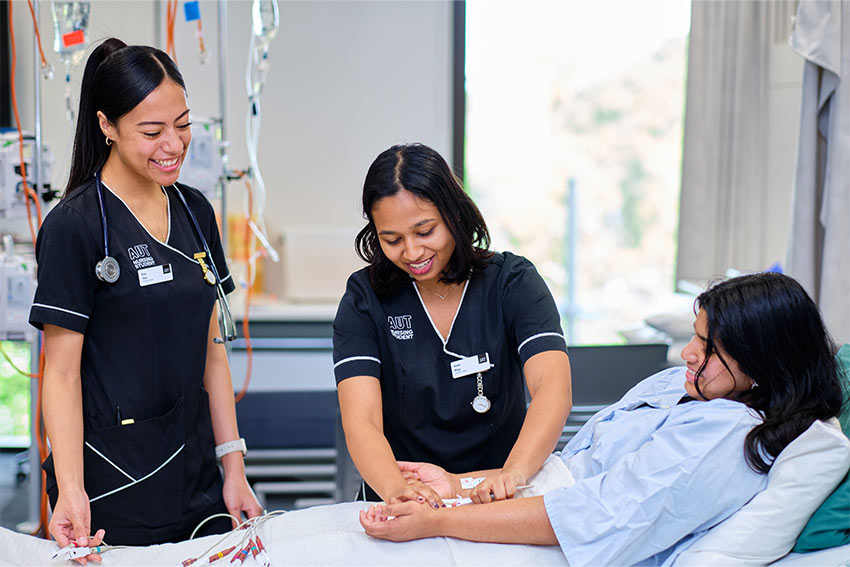 Nursing scholarships at AUT