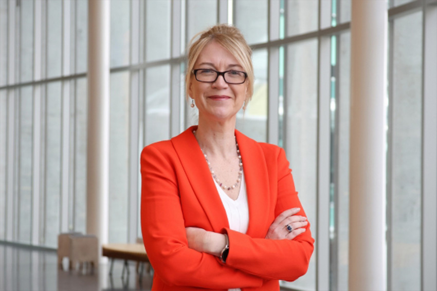 Associate Professor Stephanie Rossouw