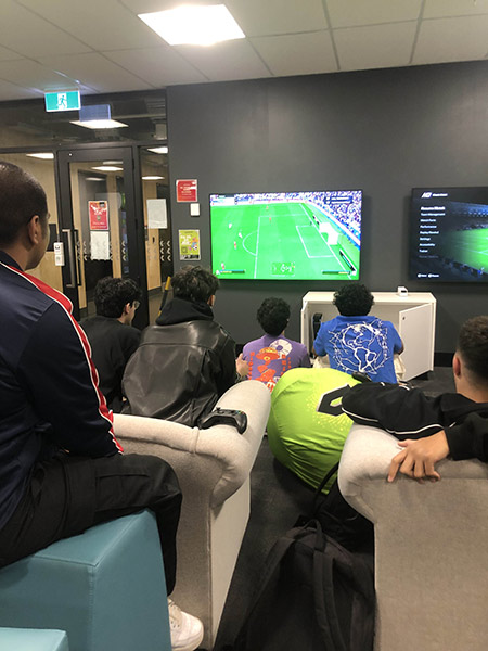 E sports room in action