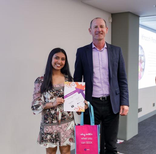 Khooshi Patel, Volunteering prizewinner at AUT Edge Award